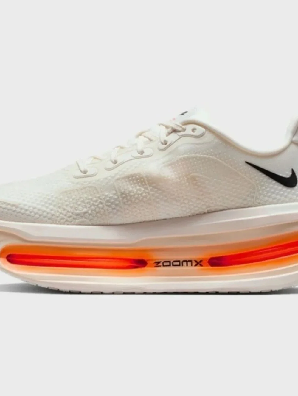 Nike Men's Vomero Premium Running Shoes in Sail/Coconut Milk/Orange Size 5